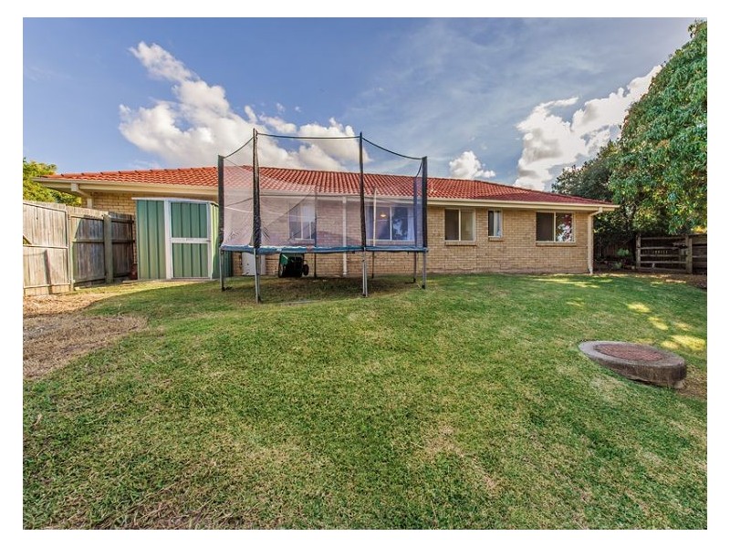 4 Middle Park Court, Coes Creek QLD 4560