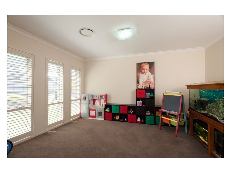 24 Moss Day Place, Burnside QLD 4560