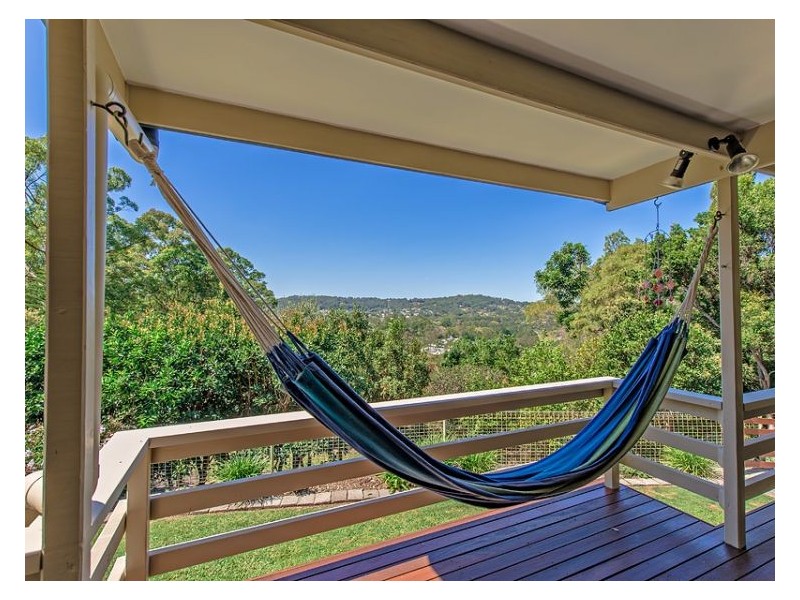 69 Hillcrest Avenue, Nambour QLD 4560