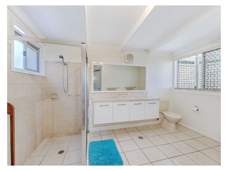 69 Hillcrest Avenue, Nambour QLD 4560