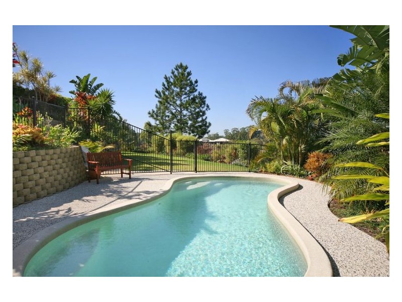86 Towen Mountain Road, Towen Mountain QLD 4560