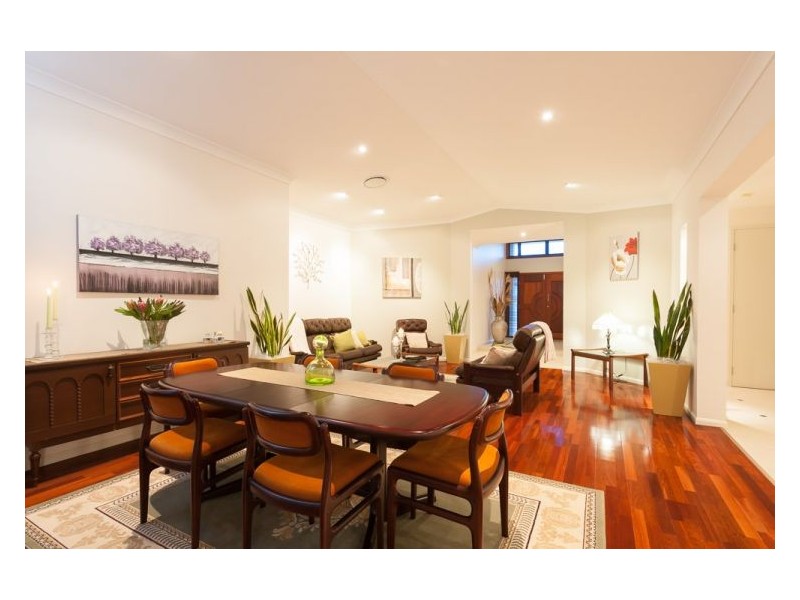 32 Hetherington Drive, Twin Waters QLD 4564