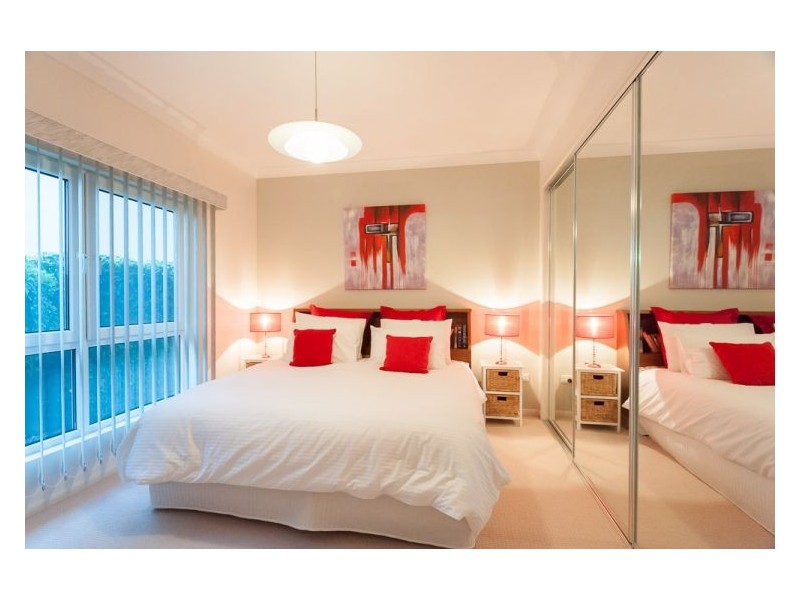 32 Hetherington Drive, Twin Waters QLD 4564