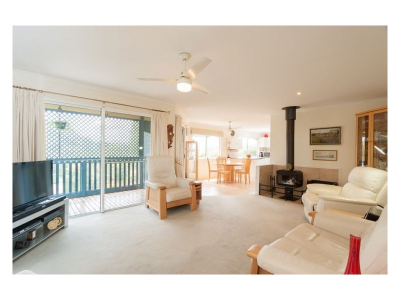 74 Mapleton Falls Road, Mapleton QLD 4560