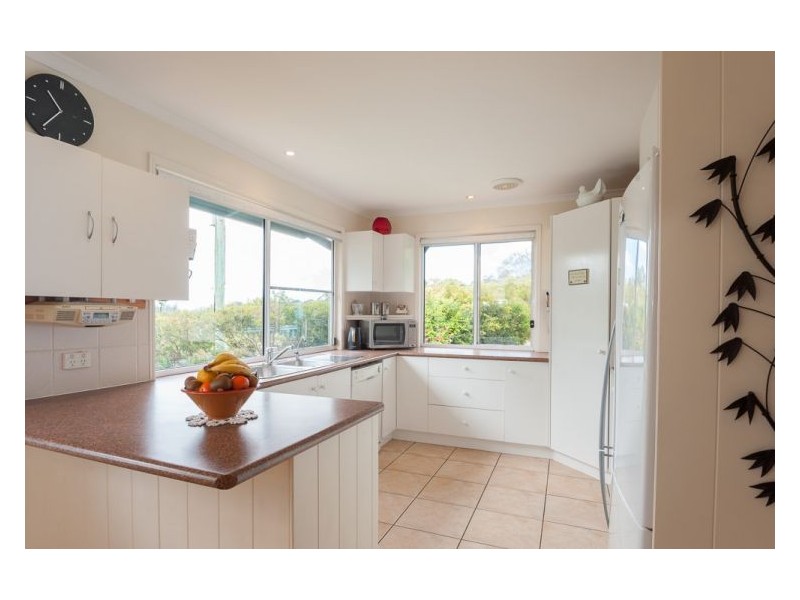 74 Mapleton Falls Road, Mapleton QLD 4560