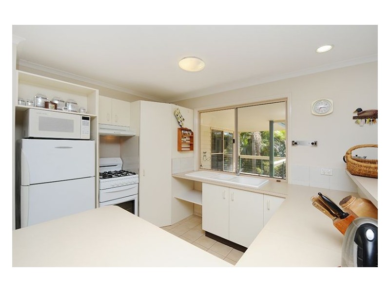 27 Angus Crescent, Kureelpa QLD 4560
