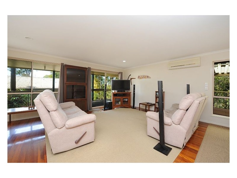 27 Angus Crescent, Kureelpa QLD 4560