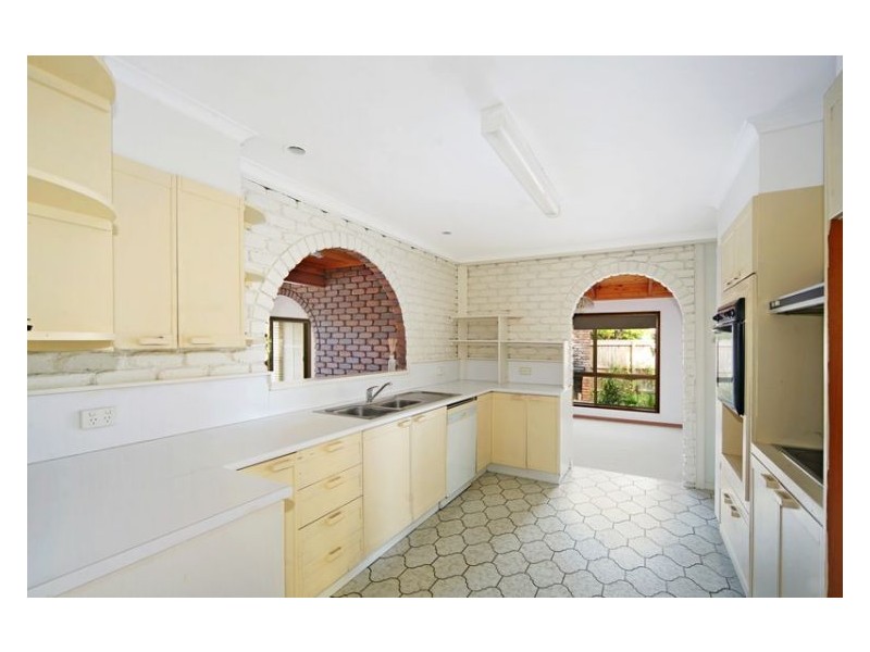 34 Currong Street, Minyama QLD 4575