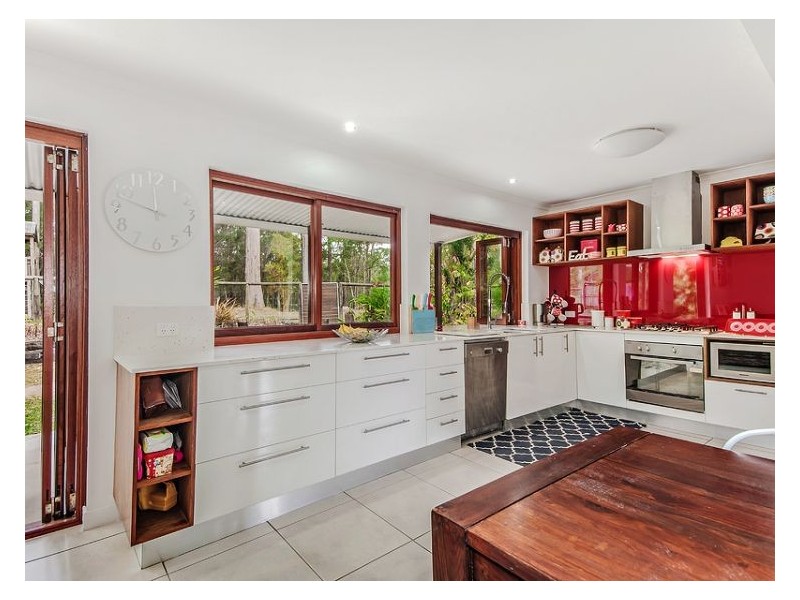 4 Kanes Road, Bridges QLD 4561