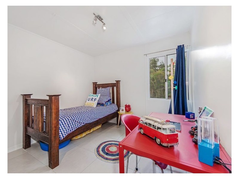 4 Kanes Road, Bridges QLD 4561