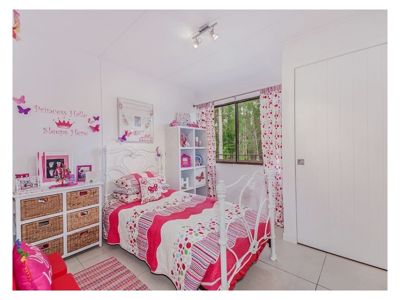 4 Kanes Road, Bridges QLD 4561