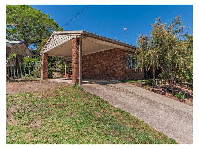 32 Lachlan Avenue, Nambour QLD 4560