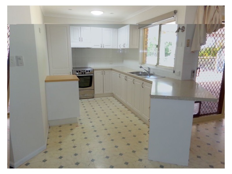 1 Mountain Breeze Court, Coes Creek QLD 4560