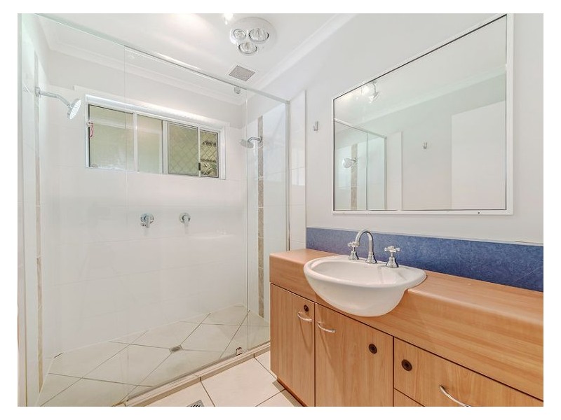 27 Gayome Street, Pacific Paradise QLD 4564