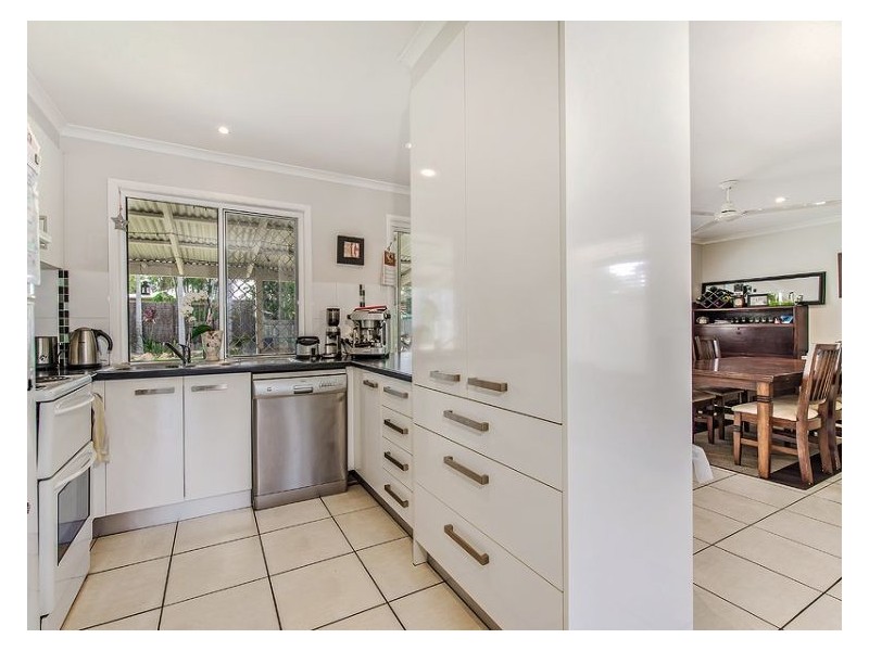 27 Gayome Street, Pacific Paradise QLD 4564