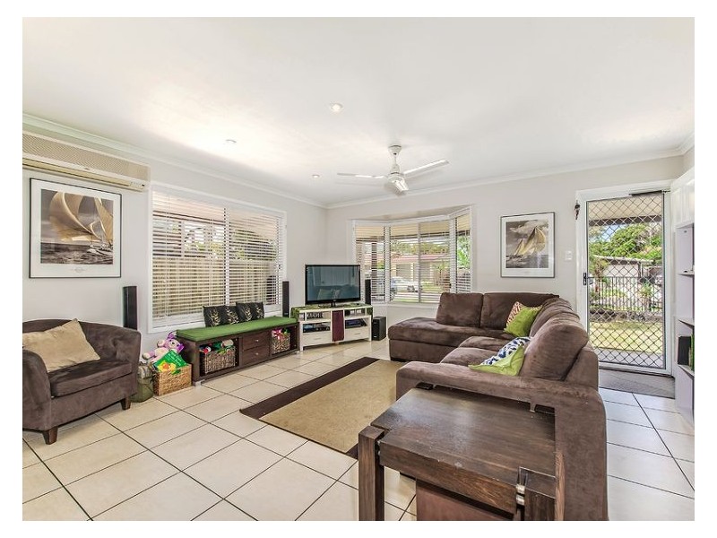 27 Gayome Street, Pacific Paradise QLD 4564