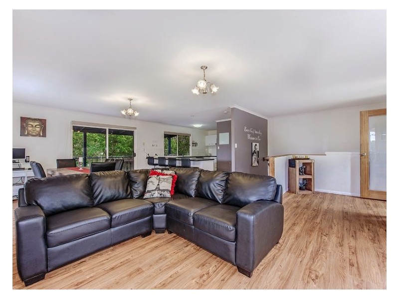 30 Kentia Street, Highworth QLD 4560