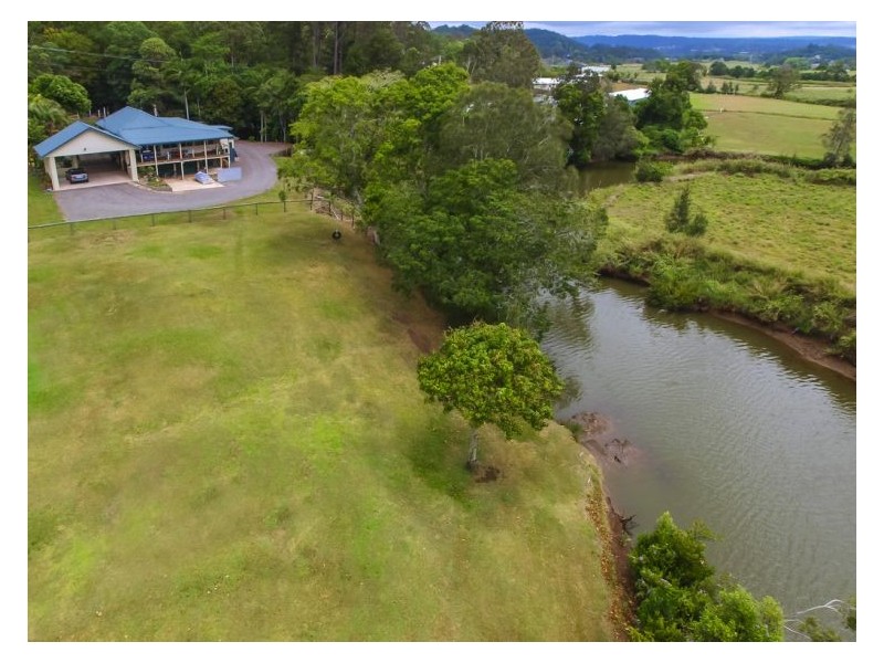 285 Petrie Creek Road, Rosemount QLD 4560