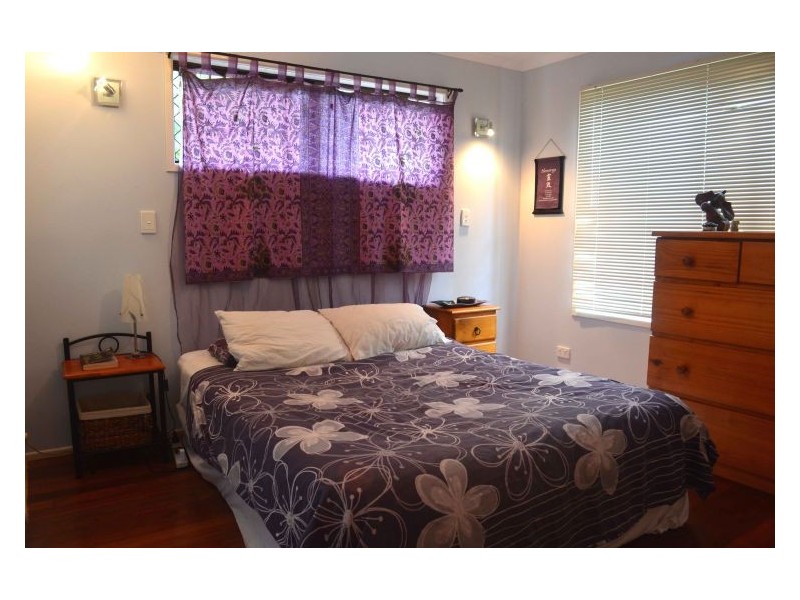3 Louise Lane, Nambour QLD 4560