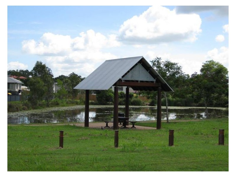 77 Petigrain Avenue, Palmwoods QLD 4555