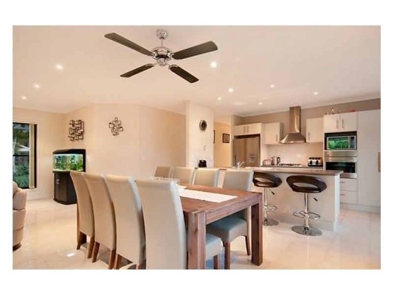 10 Yellow Cedar Place, Palmwoods QLD 4555