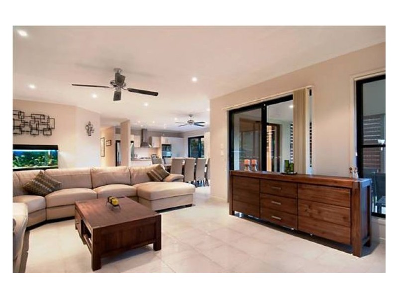 10 Yellow Cedar Place, Palmwoods QLD 4555