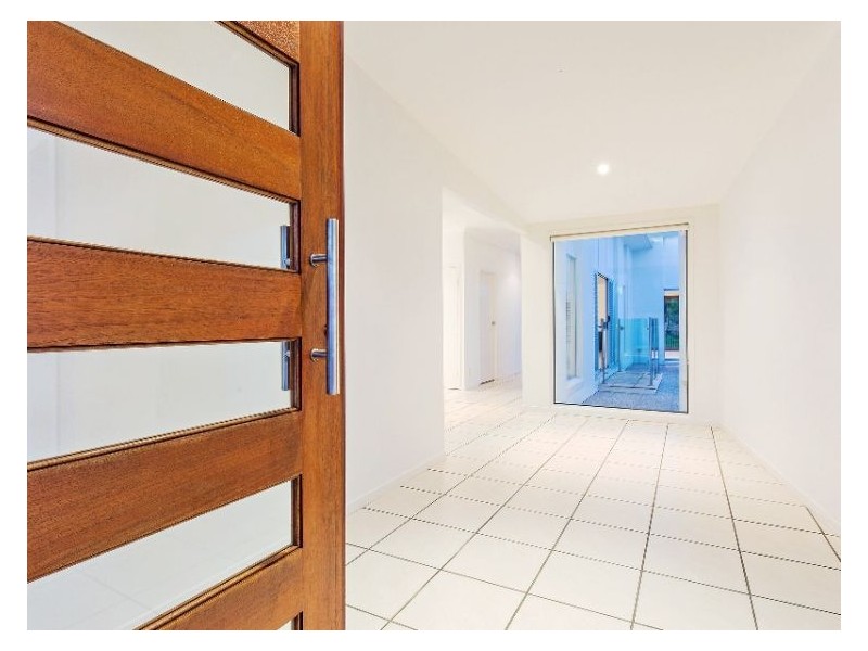 19 Regal Crescent, Sippy Downs QLD 4556