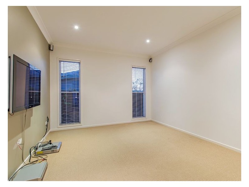 19 Regal Crescent, Sippy Downs QLD 4556