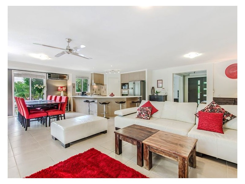 4 Warrener Place, Maroochy River QLD 4561