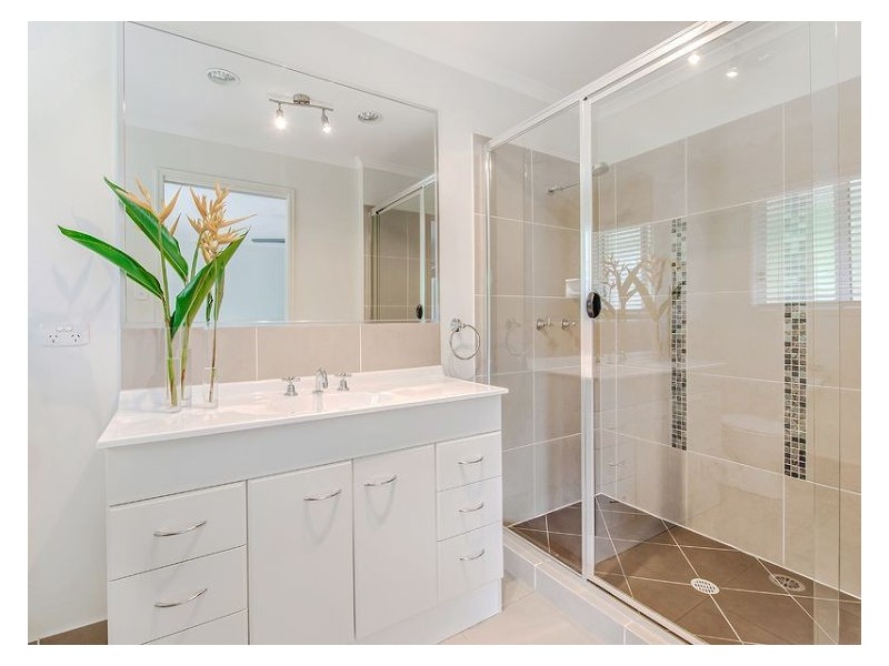 4 Warrener Place, Maroochy River QLD 4561