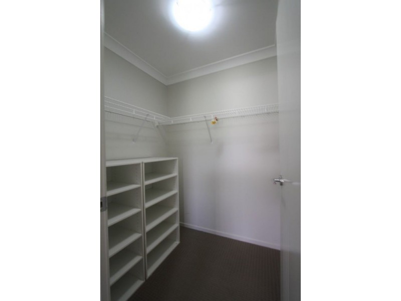 2 Moss Day Place, Burnside QLD 4560