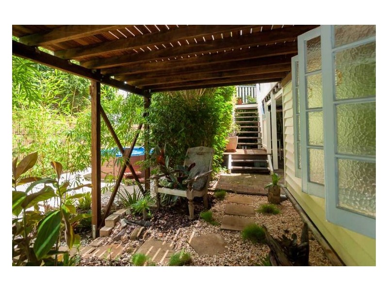 19 Magnolia Street, Nambour QLD 4560