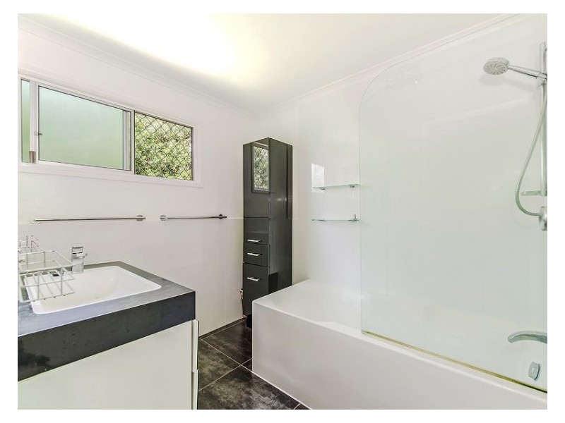 39 Hillcrest Avenue, Nambour QLD 4560