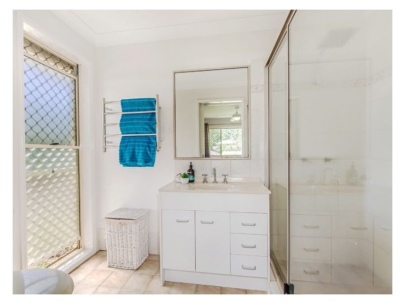 27 Kooralbyn Court, Nambour QLD 4560