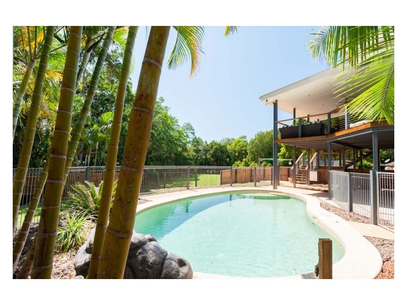 10 Harvey Court, Nambour QLD 4560