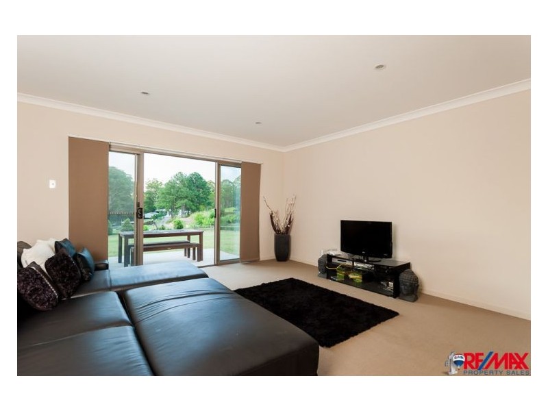 51 Upper Rosemount Road, Rosemount QLD 4560