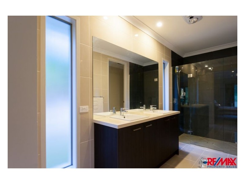 51 Upper Rosemount Road, Rosemount QLD 4560
