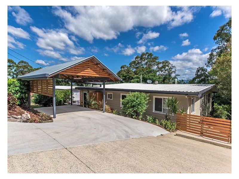 8 Rifle Range Road, Nambour QLD 4560