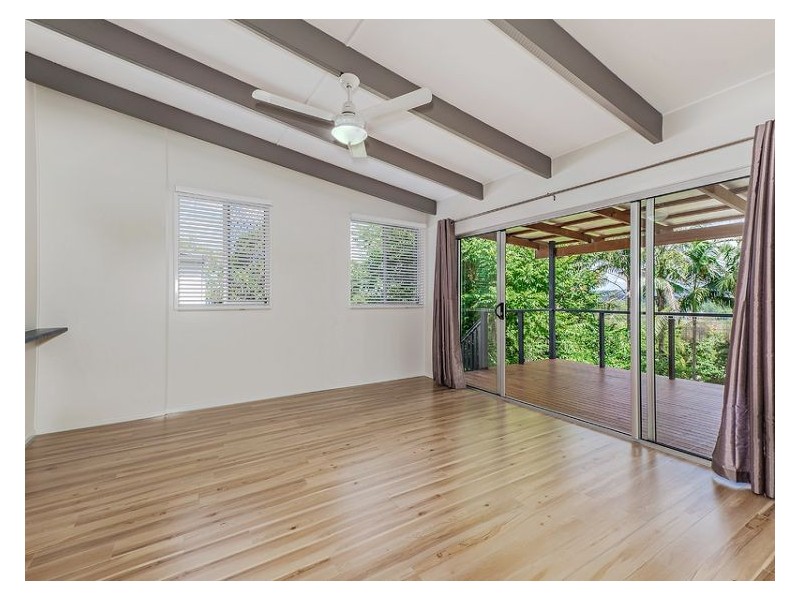 8 Rifle Range Road, Nambour QLD 4560