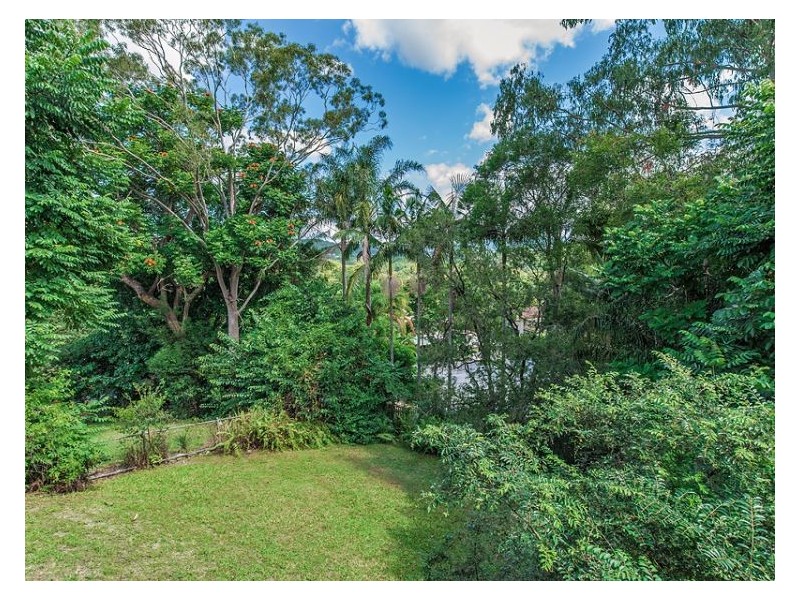 8 Rifle Range Road, Nambour QLD 4560