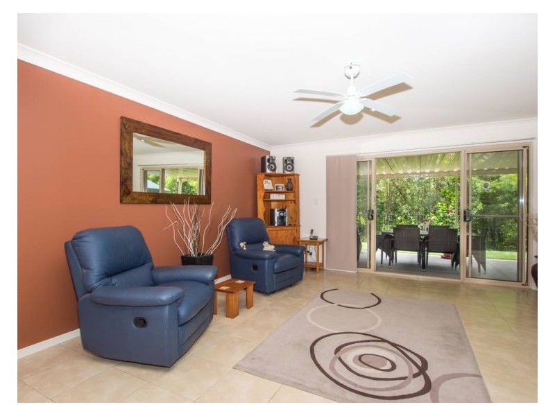 13 Griffin Place, Coes Creek QLD 4560