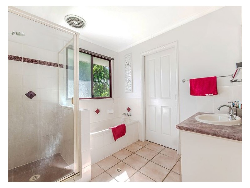 6 Benji Court, Nambour QLD 4560