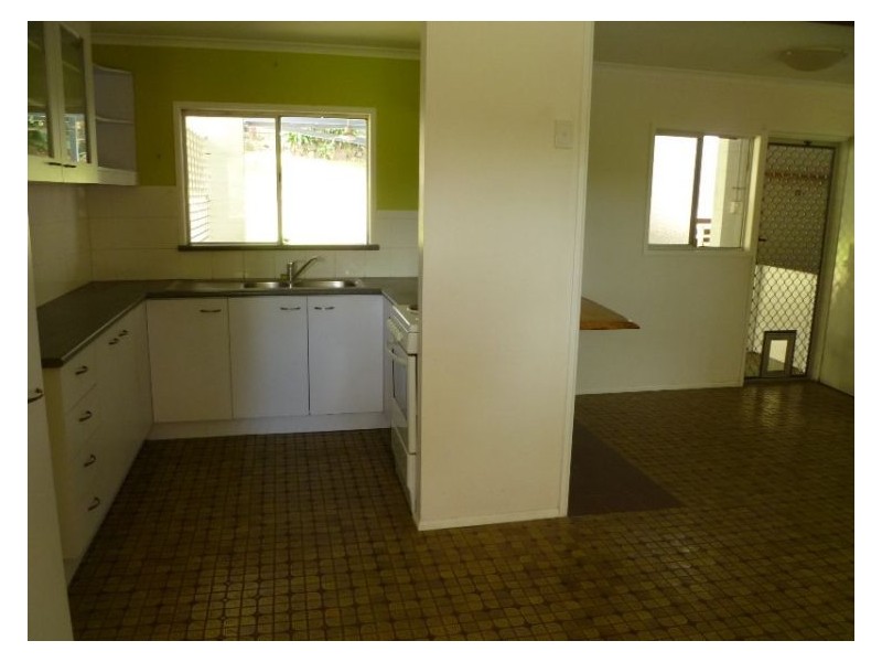 10 Aspland Street, Nambour QLD 4560