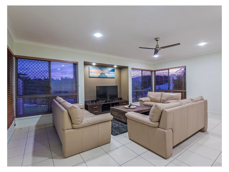 34 Anticipation Close, Nambour QLD 4560