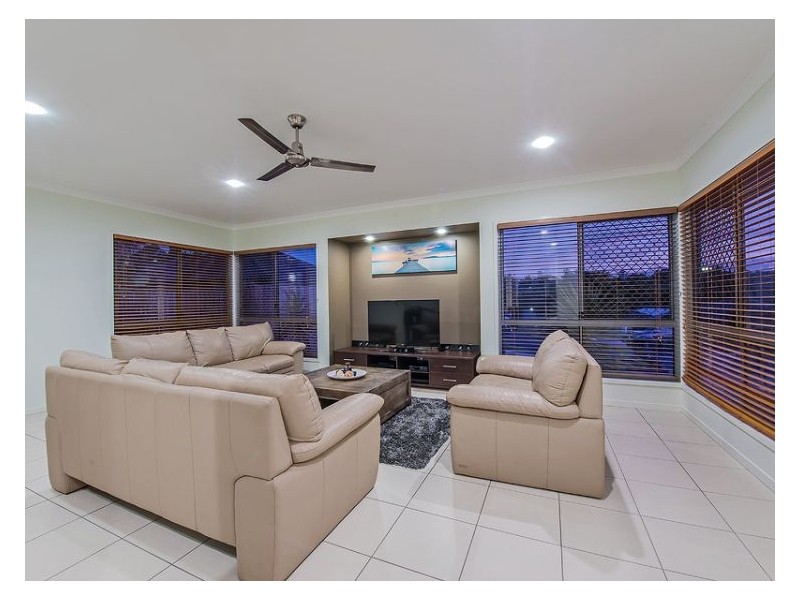 34 Anticipation Close, Nambour QLD 4560