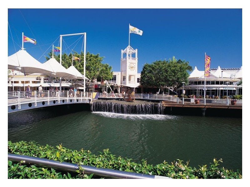 11 Sunshine Court, Maroochydore QLD 4558