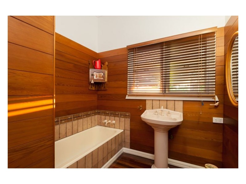 19 Isabella Avenue, Nambour QLD 4560