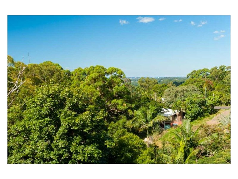 135 Panorama Drive, Nambour QLD 4560