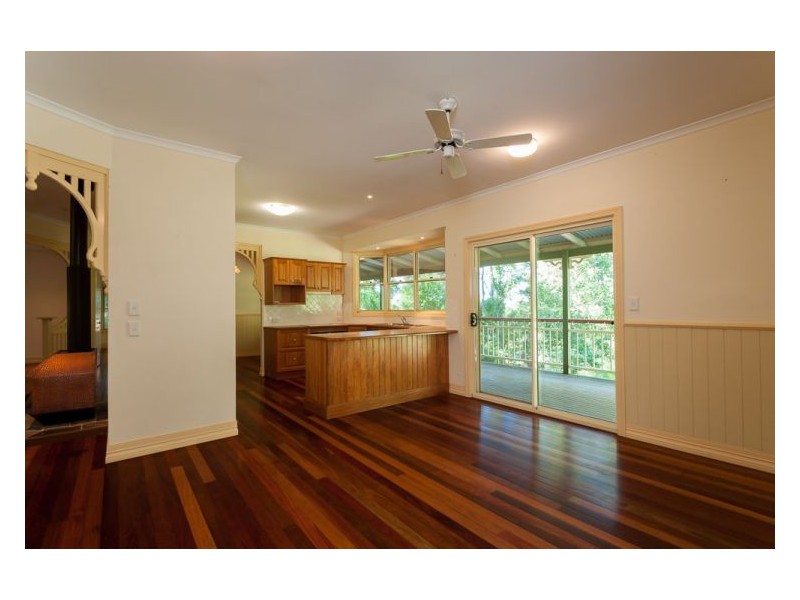 1 Elaine Close, Kureelpa QLD 4560