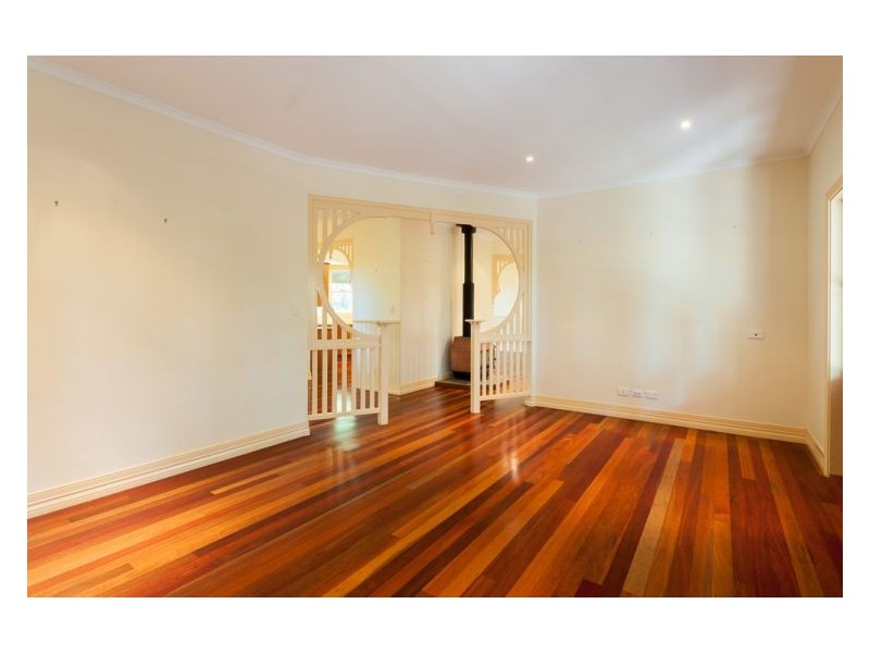 1 Elaine Close, Kureelpa QLD 4560